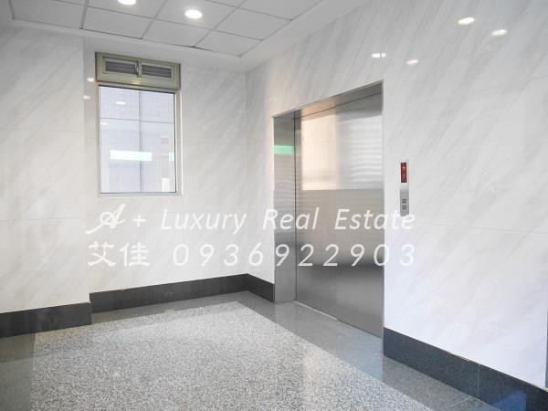 西湖港墘捷運內科廠辦