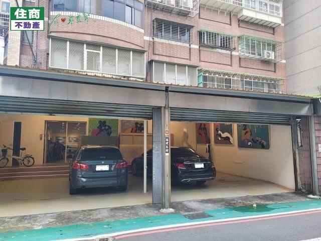 中山區店面-11