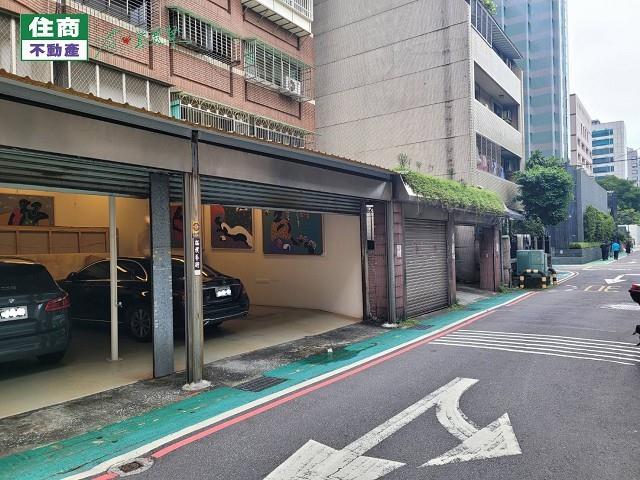 中山區店面-12