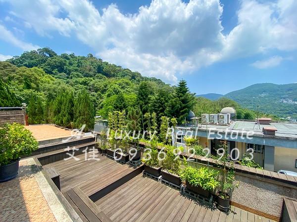 陽明柏園山莊泳池別墅