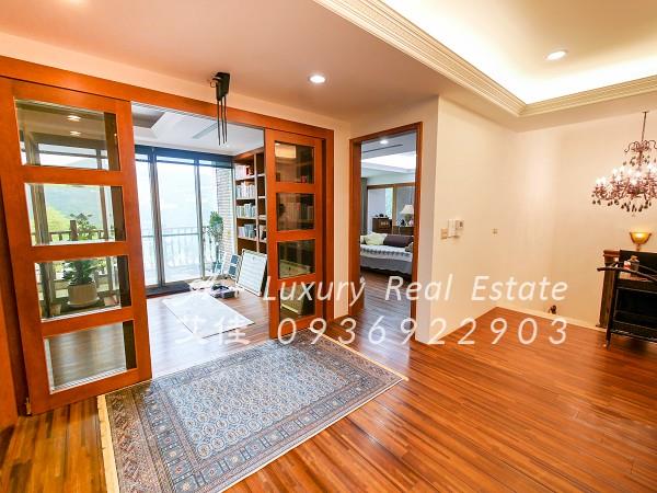 陽明柏園山莊泳池別墅