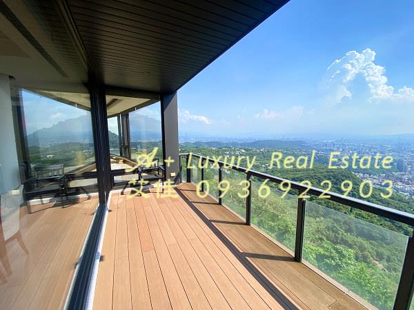 陽明白雲山莊整層電梯