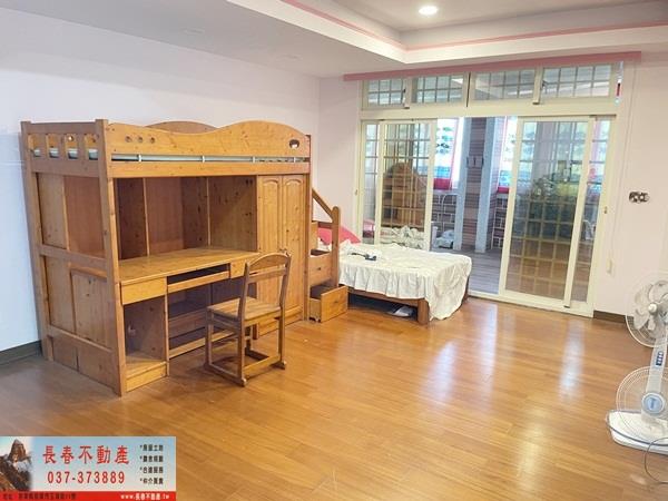 苗栗苗栗市透天-11