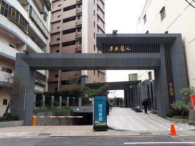 桃園區拍賣大樓-3