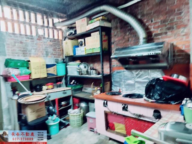 苗栗市店面-3