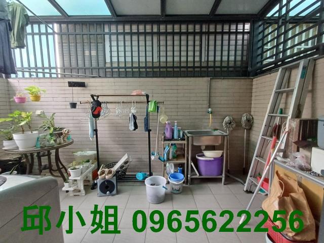 西區透天-11