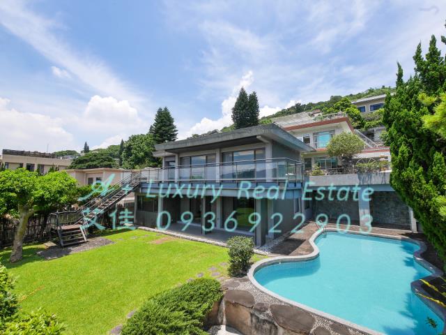 陽明山柏園山莊泳池