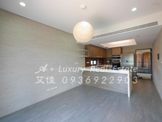 陽明山柏園山莊有泳池