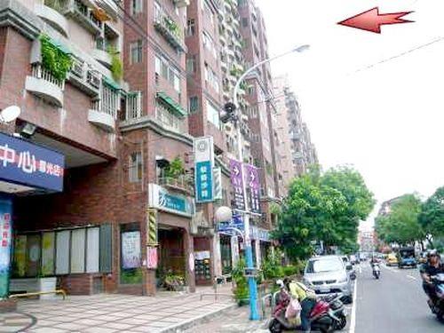 板橋拍賣華廈-3