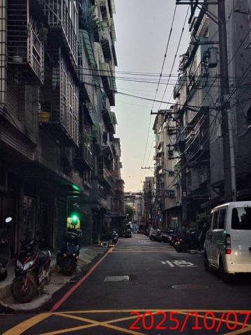 新北板橋拍賣華廈-4