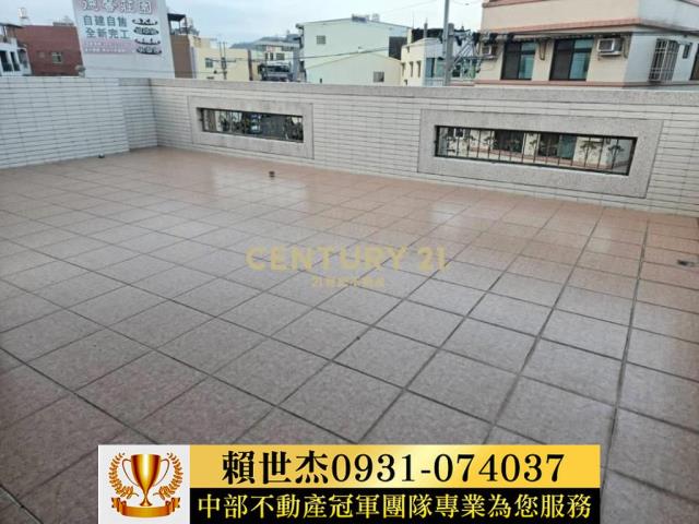 南投市透天-12