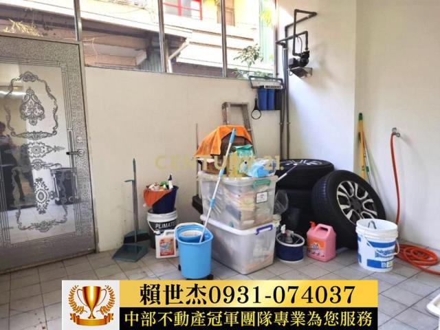 南投市透天-12