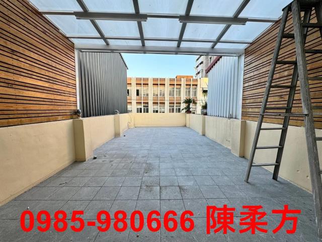 西區店面-11