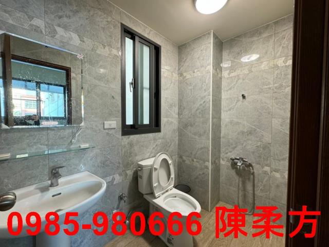 嘉義西區店面-14