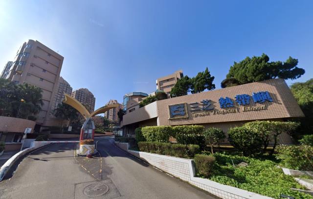 新北三芝大樓法拍-1