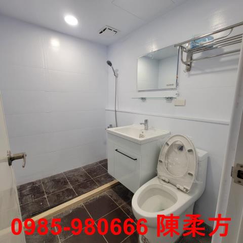 嘉義東區華廈-11