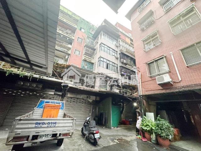 基隆仁愛區法拍公寓-8