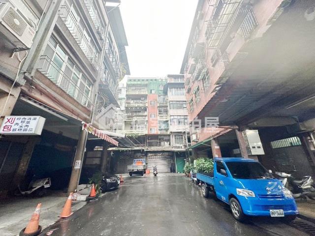 基隆仁愛區法拍公寓-9