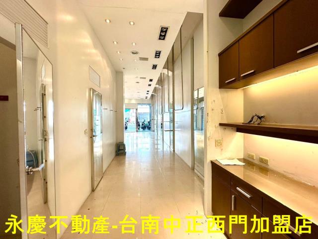 中西區透天-6