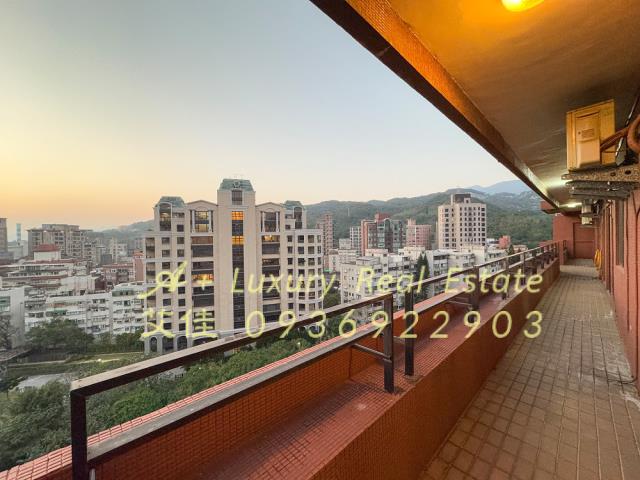 天母石濤園