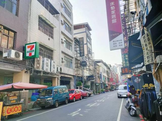 高雄新興區透天-7