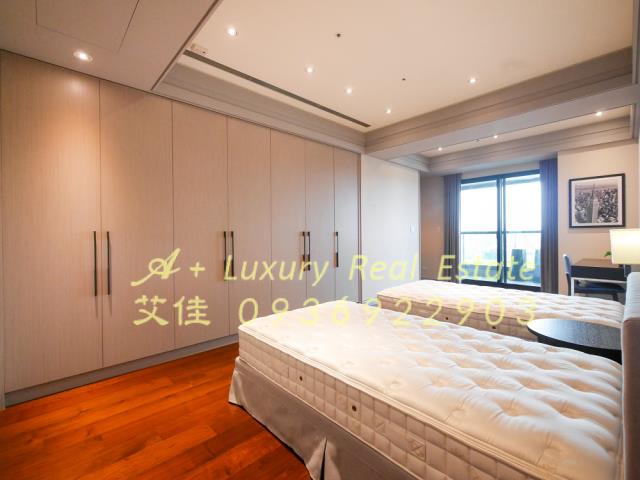 揚昇君臨