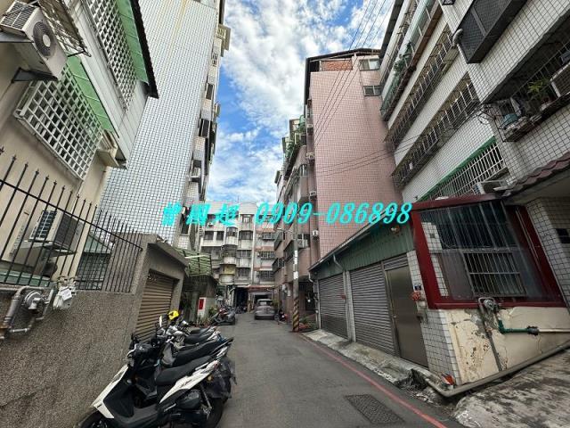台中北屯大樓法拍-5