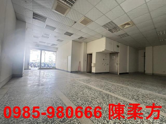 東區透天-12
