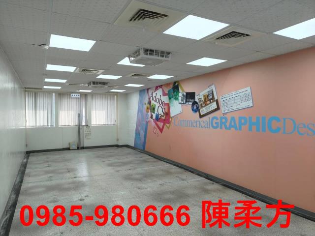 嘉義西區店面-4