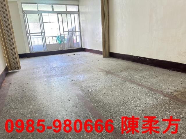 嘉義西區店面-11