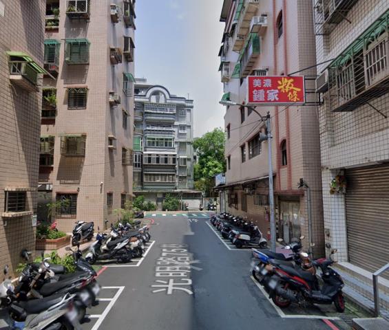 新北三峽華廈法拍-3