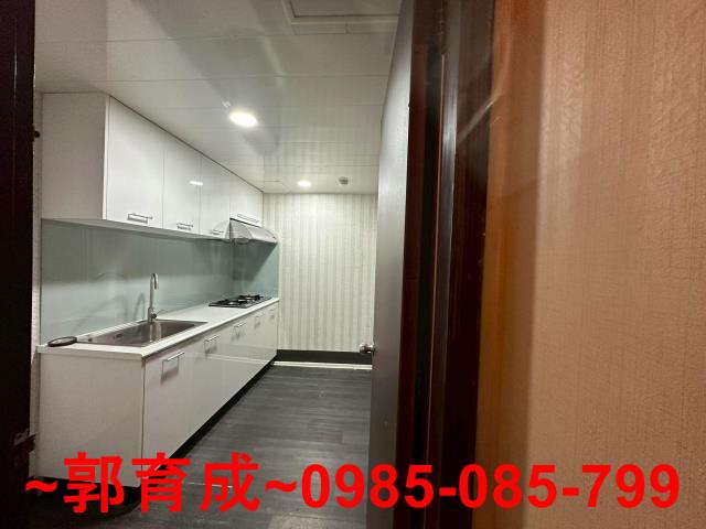 嘉義西區店面-10