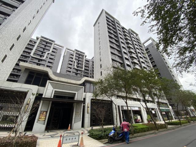 龜山法拍大樓-4