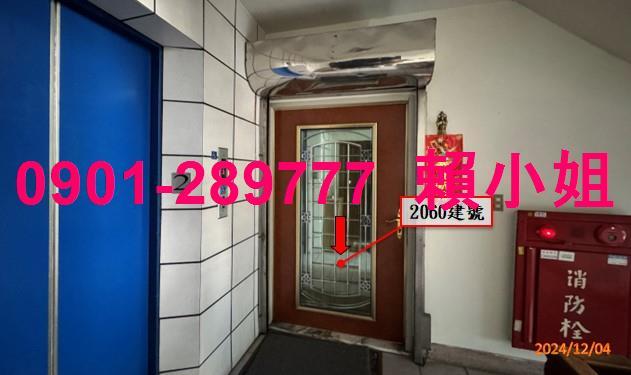 西區拍賣華廈-6