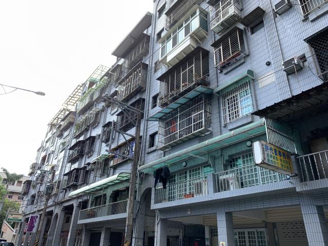 新北鶯歌公寓法拍-1