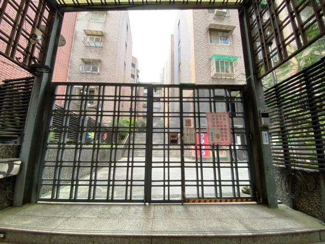 基隆暖暖公寓法拍-4