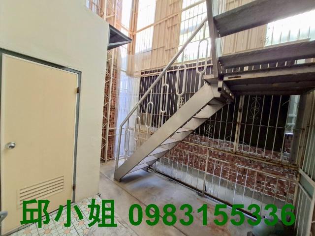 東區透天-12