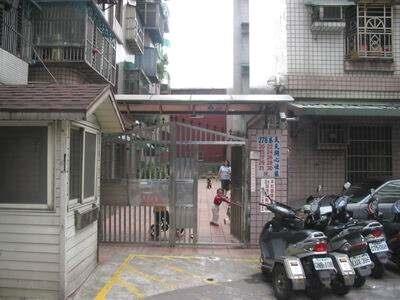 新莊法拍大樓-2