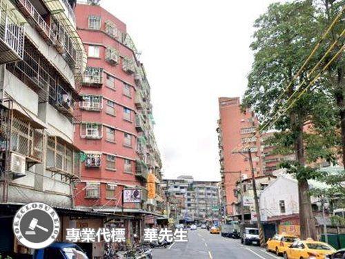 三重華廈法拍-2