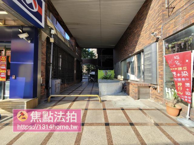 新北板橋拍賣大樓-4