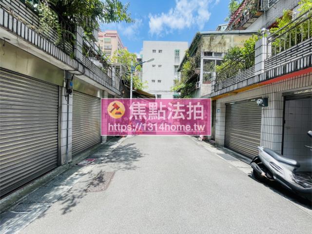 新北中和法拍透天-10
