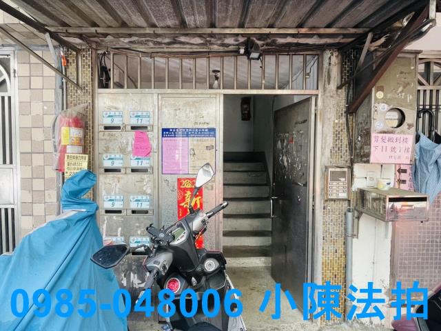 新北新莊拍賣公寓-5