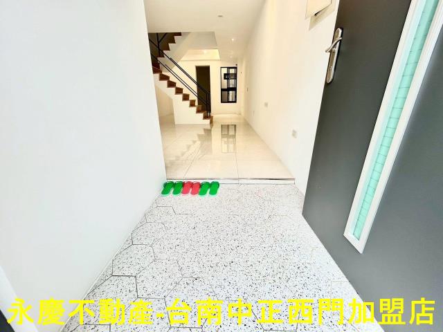台南東區透天-9