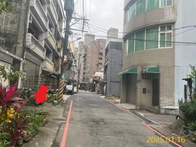 桃園桃園區透天法拍-2
