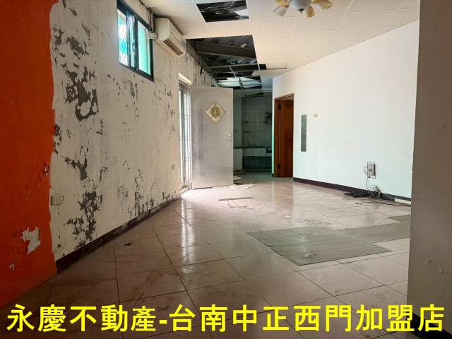 台南南區透天-11