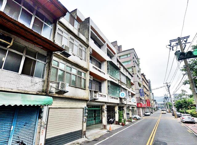 竹東鎮興農街透天店面