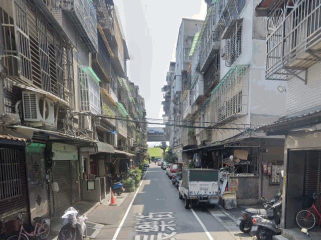 三重公寓法拍-4