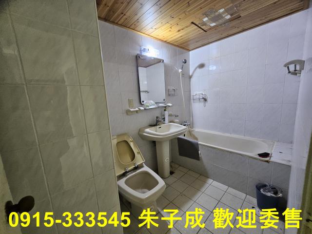 高雄三民區大樓-7