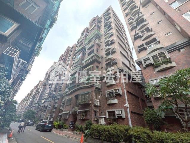 新北板橋大樓法拍-1
