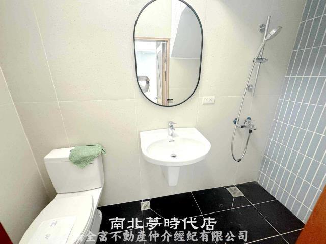 台南東區透天-7